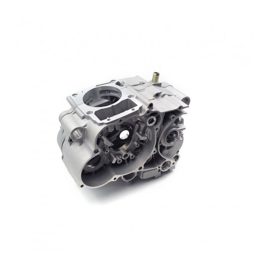 Motorcycle ZS174MN-3 CBS300 ZS174MN-5 NB300 ZONGSHEN Engine Parts Left Right Crankcasepicture2