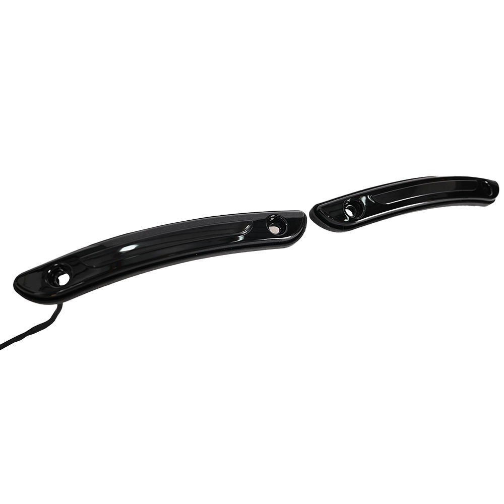 For Harley Motorcycle Tracer Windshield Trim Light with DRL White and Flow Amber Signal  Softail Low Rider ST FXLRST 2022-2025