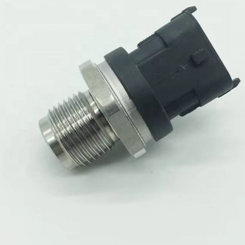 Truck Parts Construction Equipment Parts Common Rail Pressure Sensor 20973777 04297148 for VOLVO Excavator