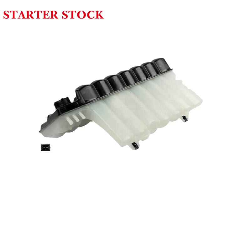 Hot Sale New Condition for 65 75 85 CF Truck Spare Part 1660859 1871493 Water Tank for Use