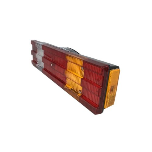 MB for Actros MP3/2 European Truck Body Parts RH 0015406370 LH 0015406270 Plastic Tail Lamp Tractor 24v Rear Tail Light New
