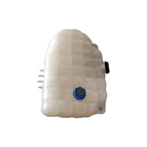 For Volvo FM460 Truck Expansion Radiator New Condition Part Number 22821828 21493205 22430366 Replacement Spare for FM460 Truck