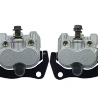 Front Brake Caliper Left and Right Set With Brake Pads for YAMAHA UTV RHINO 700 YXR 700 2008-2011 5B