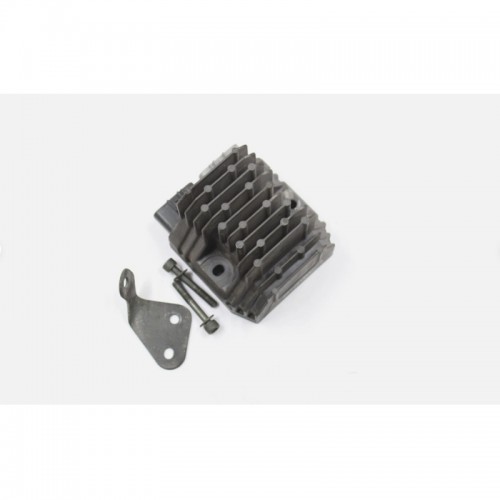 Voltage Regulator Yamaha R1 2004 2005  5VY-81960-00-00picture3